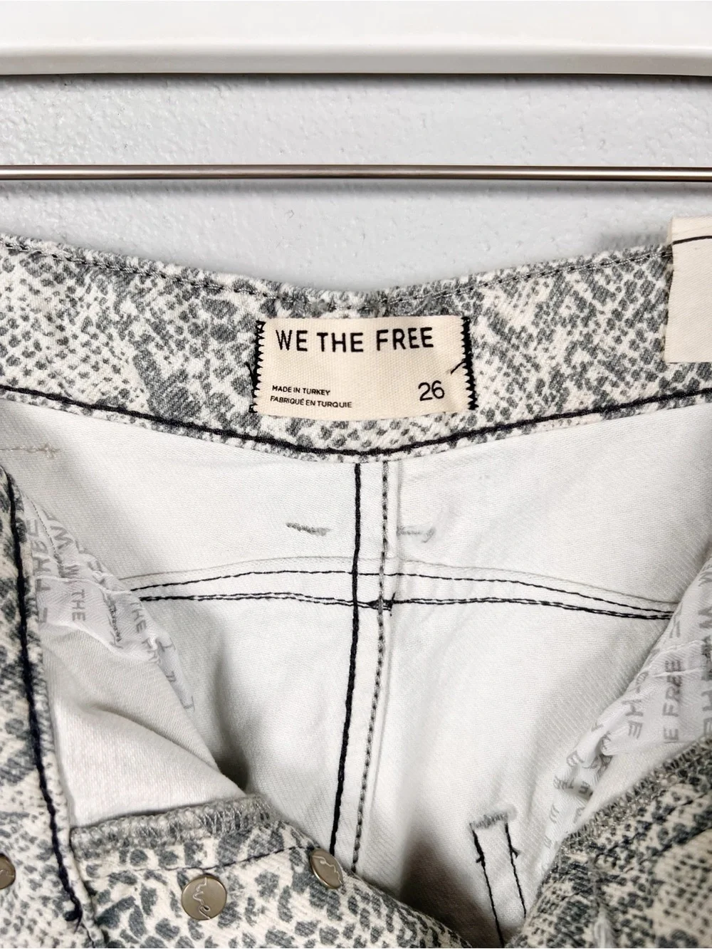 Free People Good Luck Mid-Rise Barrel Jeans in Snake Combo Size 26